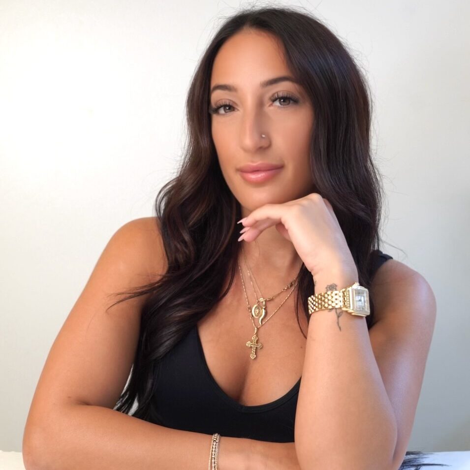 Alana - Level 2 Stylist